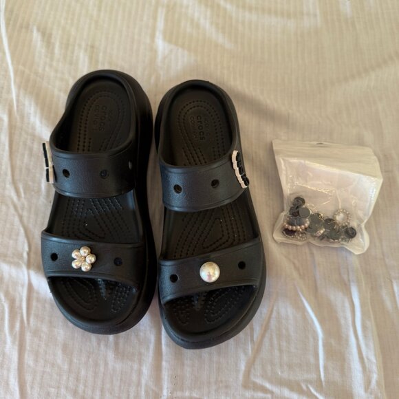 Black Crocs Excellent Used Condition & decorative gems - *PLEASE READ LISTING* - Picture 2 of 8